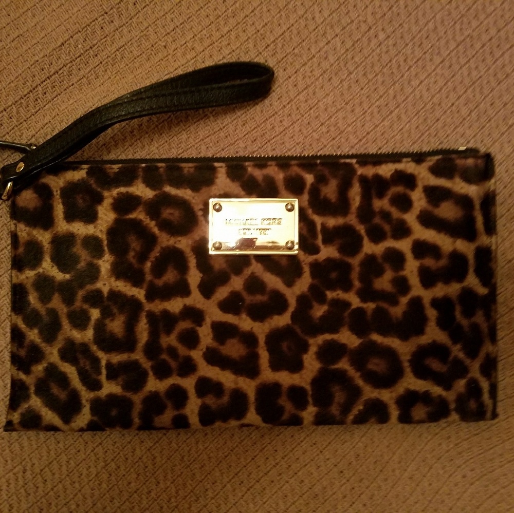 Michael Kors Leopard Wristlet